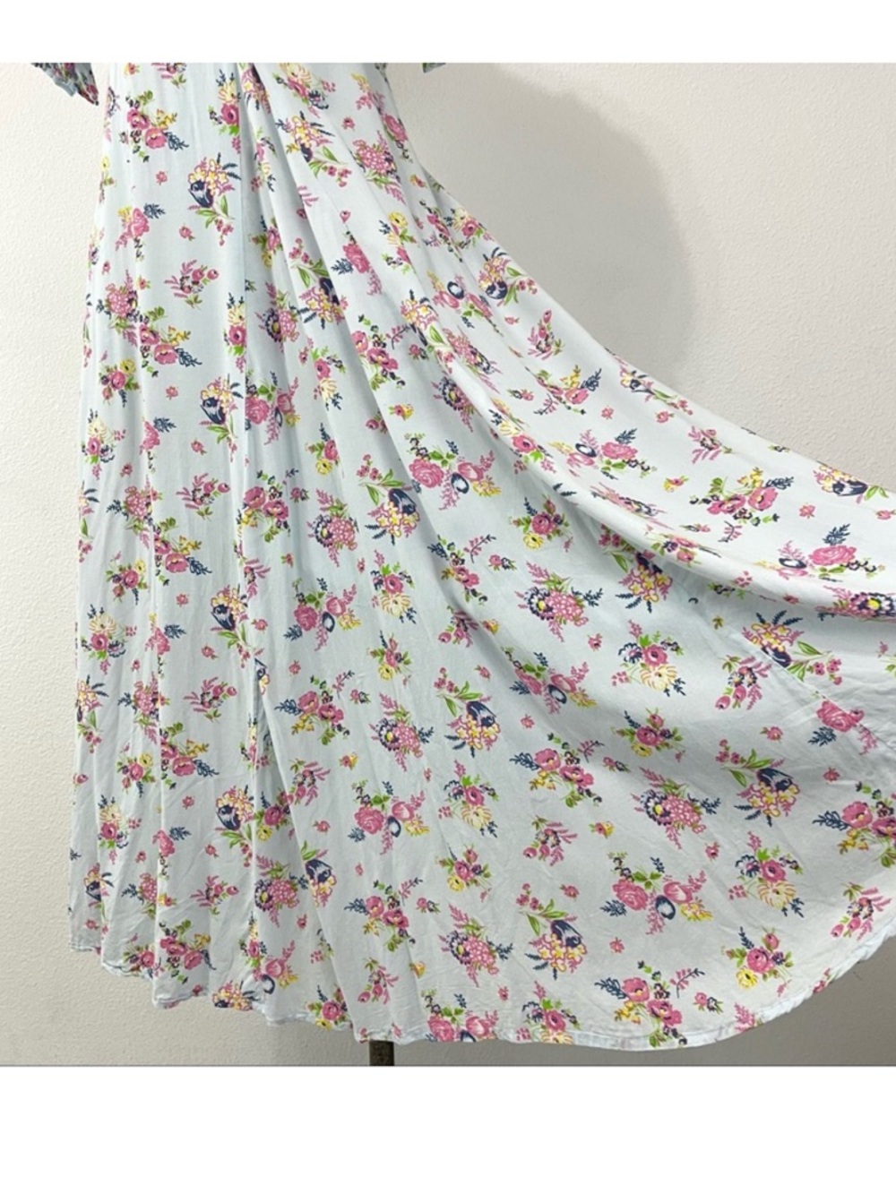 ❤️ Faithfull the Brand Maggie Floral Midi Dress 4 - Picture 6 of 16